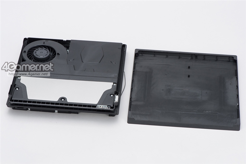PS4 Pro主機拆解：散熱系統嘆為觀止